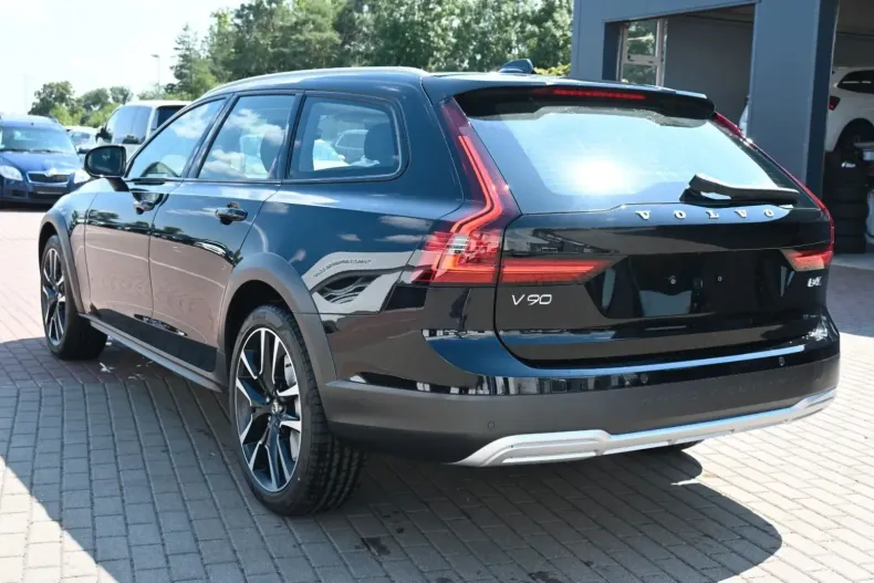 Volvo V90 Cross Country din 2024 cu 15.500 km - oferta VOL158433 - foto 5