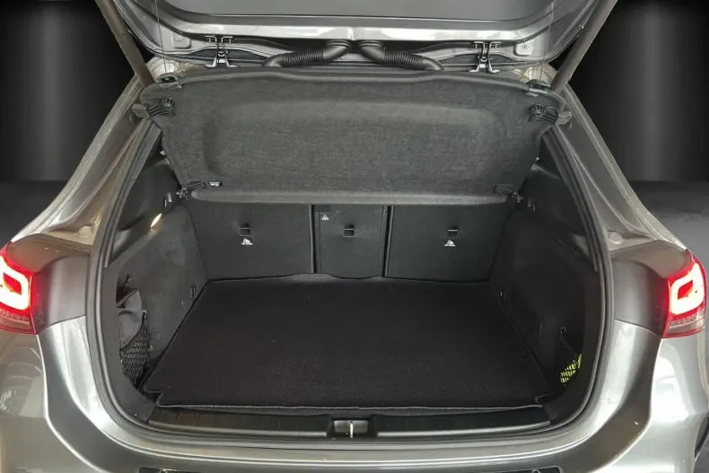 Mercedes-Benz GLA 45 AMG din 2022 cu 17.389 km - oferta MER158436 - foto 5