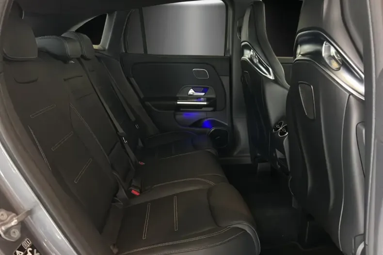 Mercedes-Benz GLA 45 AMG din 2022 cu 17.389 km - oferta MER158436 - foto 7