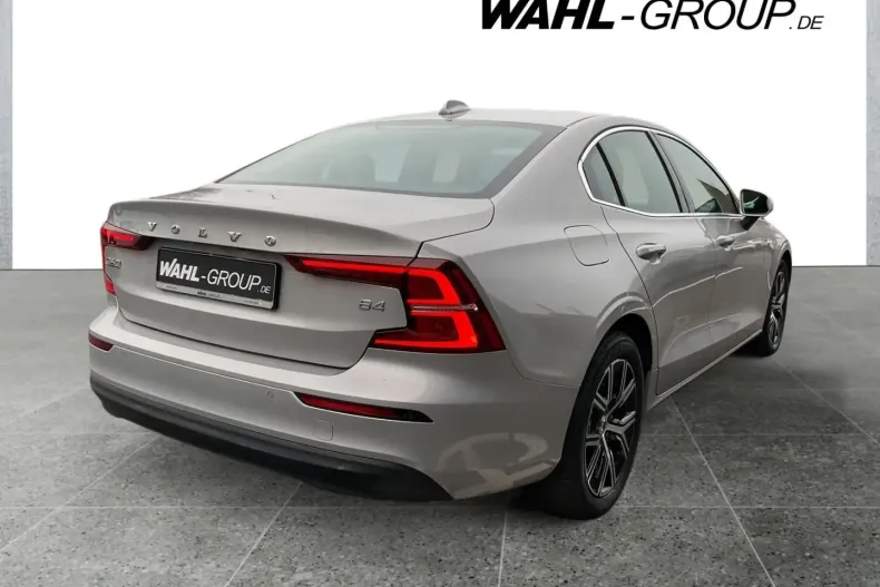 Volvo S60 din 2024 cu 25.080 km - oferta VOL158438 - foto 2