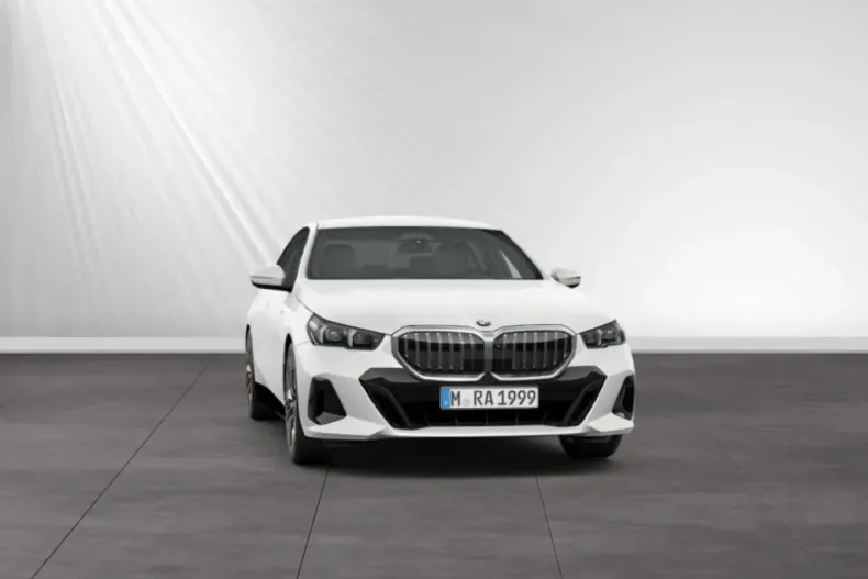 BMW 540 din 2025 cu 15.498 km - oferta BMW158449 - foto 10