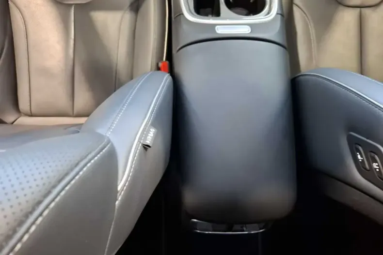 Hyundai SANTA FE din 2023 cu 60.174 km - oferta HYU158451 - foto 12