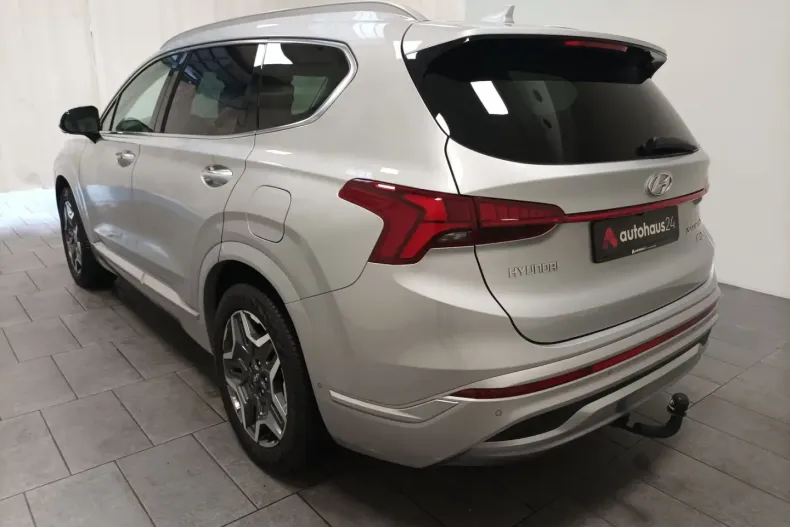 Hyundai SANTA FE din 2023 cu 65.216 km - oferta HYU158453 - foto 3