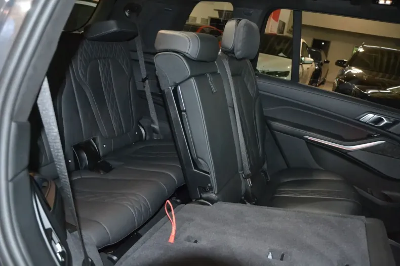 BMW X7 M60 din 2025 cu 23.517 km - oferta BMW158456 - foto 20