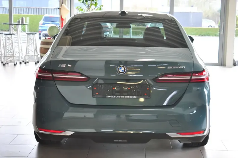 BMW i5 din 2024 cu 22.877 km - oferta BMW158457 - foto 6