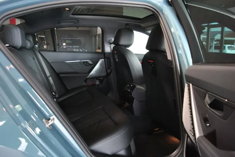 BMW i5 din 2024 cu 22.877 km - oferta BMW158457 - foto 15