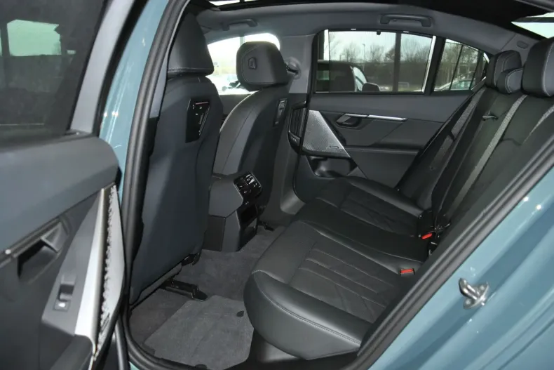 BMW i5 din 2024 cu 22.877 km - oferta BMW158457 - foto 16