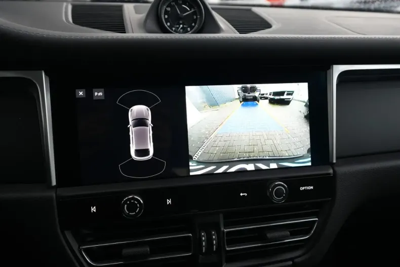 Porsche Macan din 2021 cu 23.000 km - oferta POR158459 - foto 22