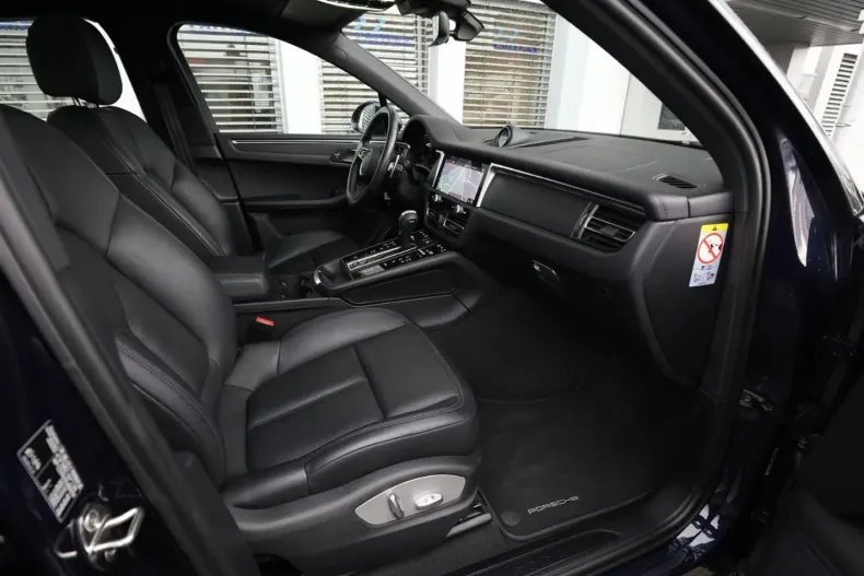 Porsche Macan din 2021 cu 23.000 km - oferta POR158459 - foto 38