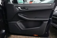 Porsche Macan din 2021 cu 23.000 km - oferta POR158459 - foto 39