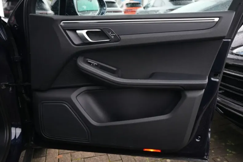 Porsche Macan din 2021 cu 23.000 km - oferta POR158459 - foto 39