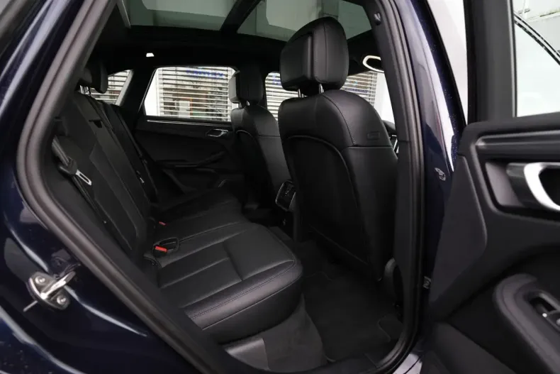 Porsche Macan din 2021 cu 23.000 km - oferta POR158459 - foto 40