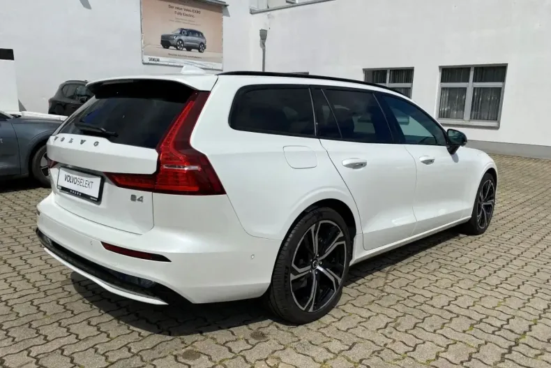 Volvo V60 din 2024 cu 13.500 km - oferta VOL158461 - foto 4