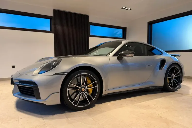 Porsche 911 din 2024 cu 19.700 km - oferta POR158469 - foto 1