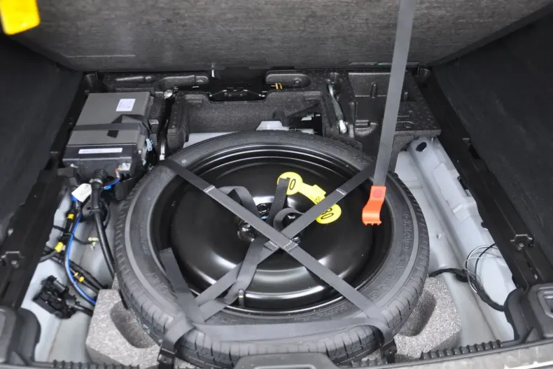 Volvo XC60 din 2022 cu 91.800 km - oferta VOL158471 - foto 18