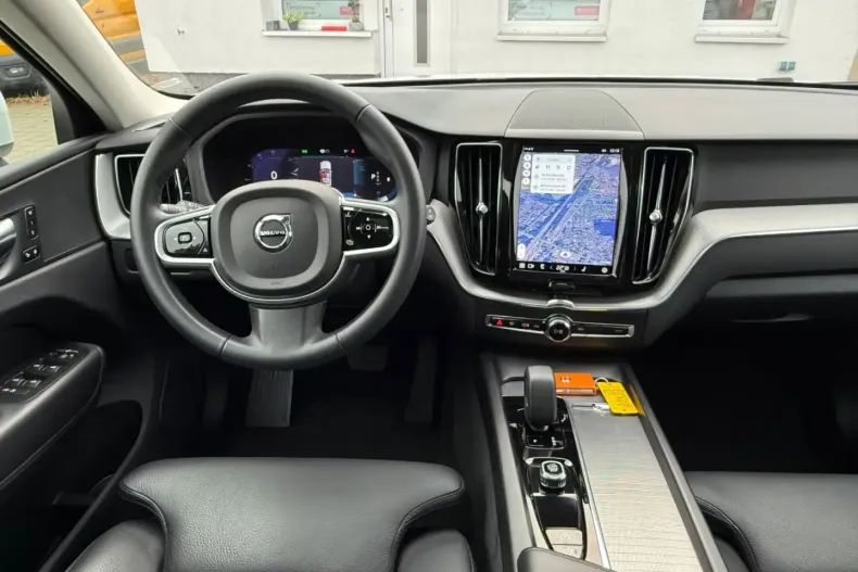 Volvo XC60 din 2022 cu 91.800 km - oferta VOL158471 - foto 19