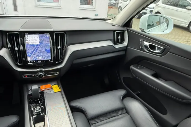 Volvo XC60 din 2022 cu 91.800 km - oferta VOL158471 - foto 31