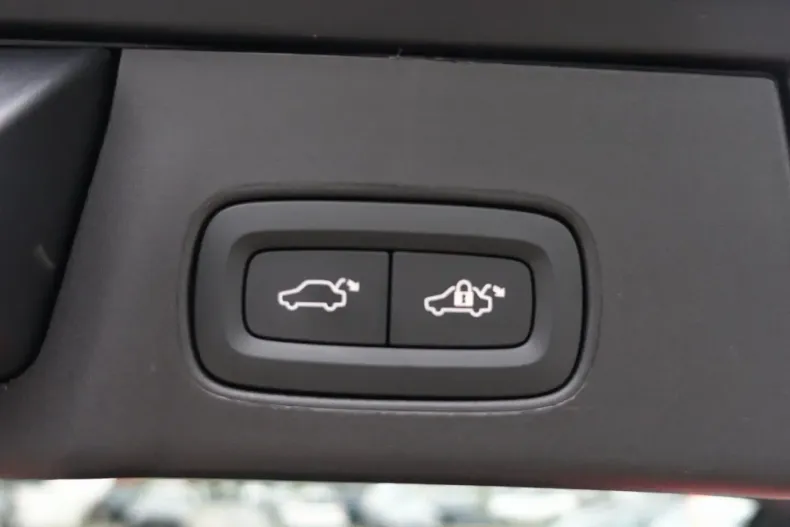 Volvo V90 din 2025 cu 21.700 km - oferta VOL158474 - foto 24