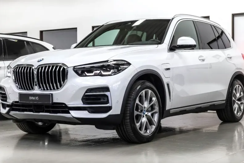 BMW X5 din 2022 cu 74.350 km - oferta BMW158475 - foto 1