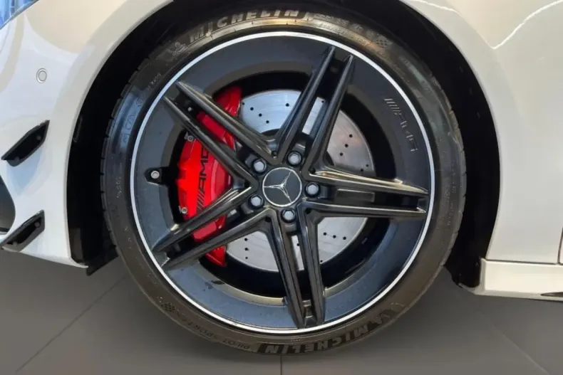 Mercedes-Benz CLA 45 AMG din 2022 cu 49.458 km - oferta MER158476 - foto 8