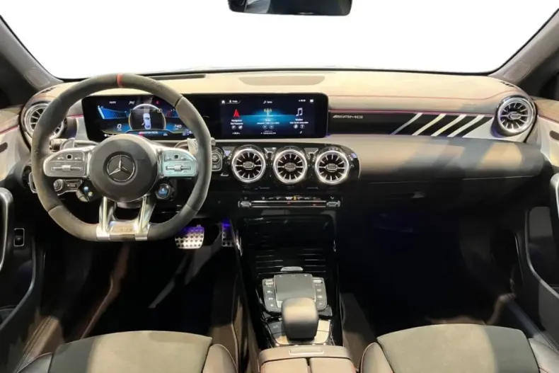 Mercedes-Benz CLA 45 AMG din 2022 cu 49.458 km - oferta MER158476 - foto 14