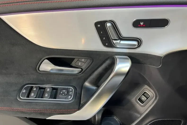 Mercedes-Benz CLA 45 AMG din 2022 cu 49.458 km - oferta MER158476 - foto 15