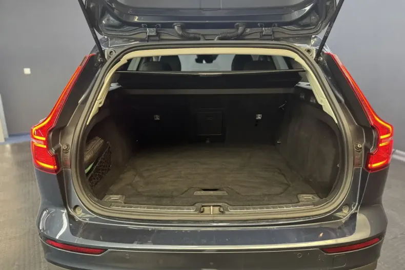 Volvo V60 Cross Country din 2021 cu 53.510 km - oferta VOL158480 - foto 16