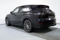 Porsche Cayenne din 2022 cu 62.559 km - oferta POR158484 - foto 2
