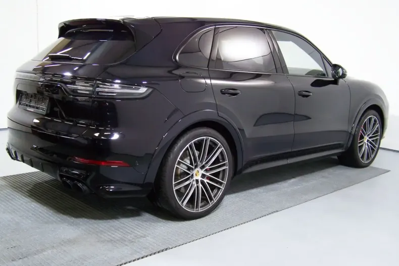 Porsche Cayenne din 2022 cu 62.559 km - oferta POR158484 - foto 5
