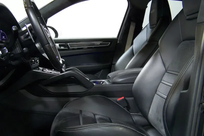 Porsche Cayenne din 2022 cu 62.559 km - oferta POR158484 - foto 9