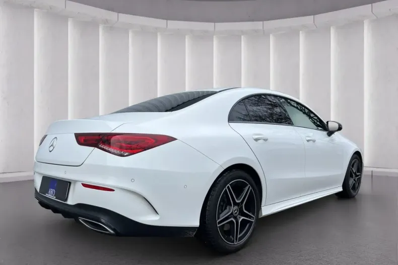 Mercedes-Benz CLA 250 din 2023 cu 44.600 km - oferta MER158488 - foto 7