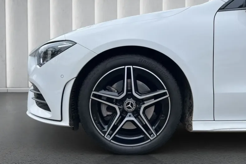 Mercedes-Benz CLA 250 din 2023 cu 44.600 km - oferta MER158488 - foto 9