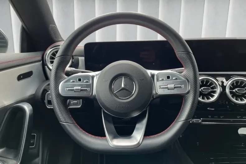 Mercedes-Benz CLA 250 din 2023 cu 44.600 km - oferta MER158488 - foto 12