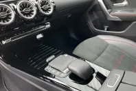 Mercedes-Benz CLA 250 din 2023 cu 44.600 km - oferta MER158488 - foto 16