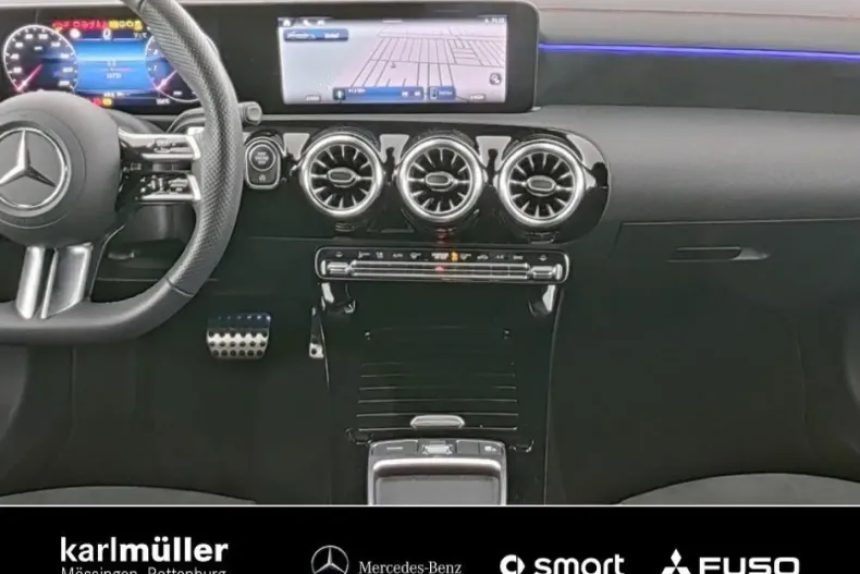 Mercedes-Benz CLA 200 din 2024 cu 11.820 km - oferta MER158490 - foto 4