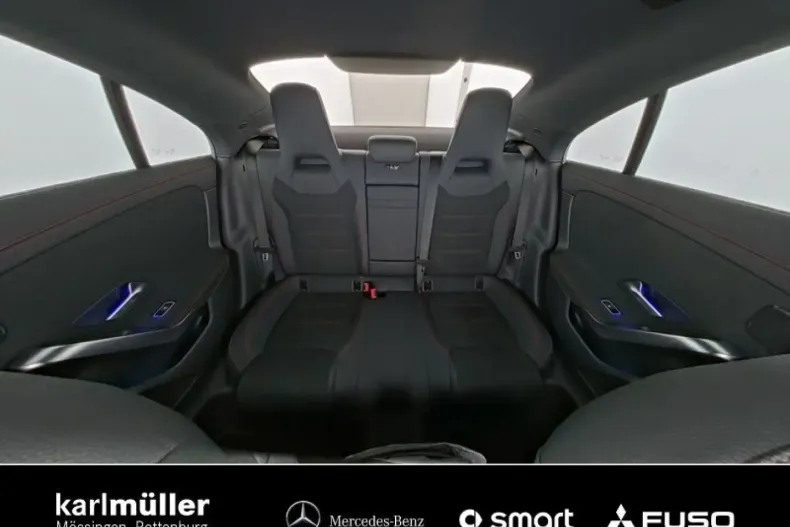 Mercedes-Benz CLA 200 din 2024 cu 11.820 km - oferta MER158490 - foto 7