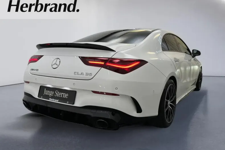 Mercedes-Benz CLA 35 AMG din 2024 cu 21.182 km - oferta MER158491 - foto 3