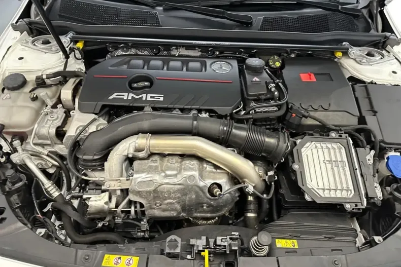 Mercedes-Benz CLA 35 AMG din 2024 cu 21.182 km - oferta MER158491 - foto 7