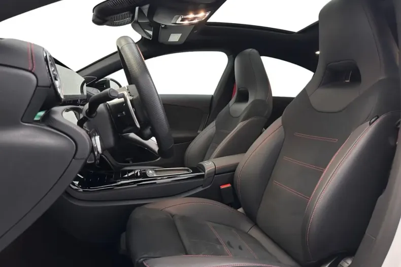 Mercedes-Benz CLA 35 AMG din 2024 cu 21.182 km - oferta MER158491 - foto 14