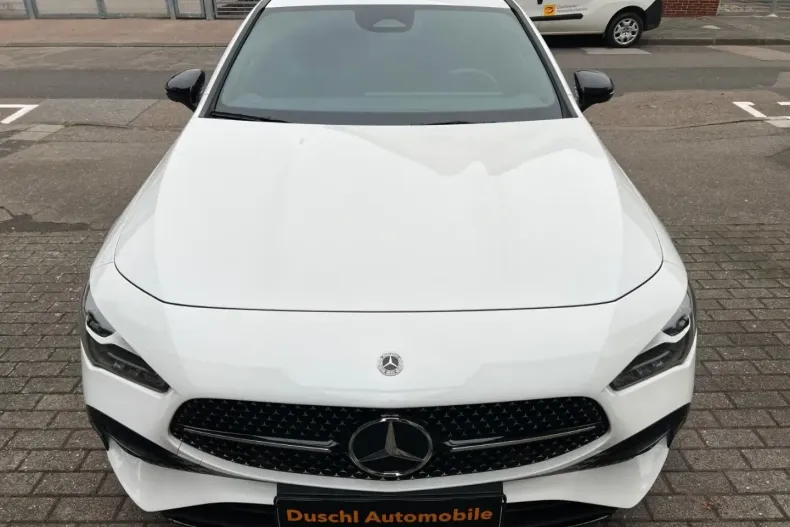 Mercedes-Benz CLA 200 din 2024 cu 28.012 km - oferta MER158492 - foto 6