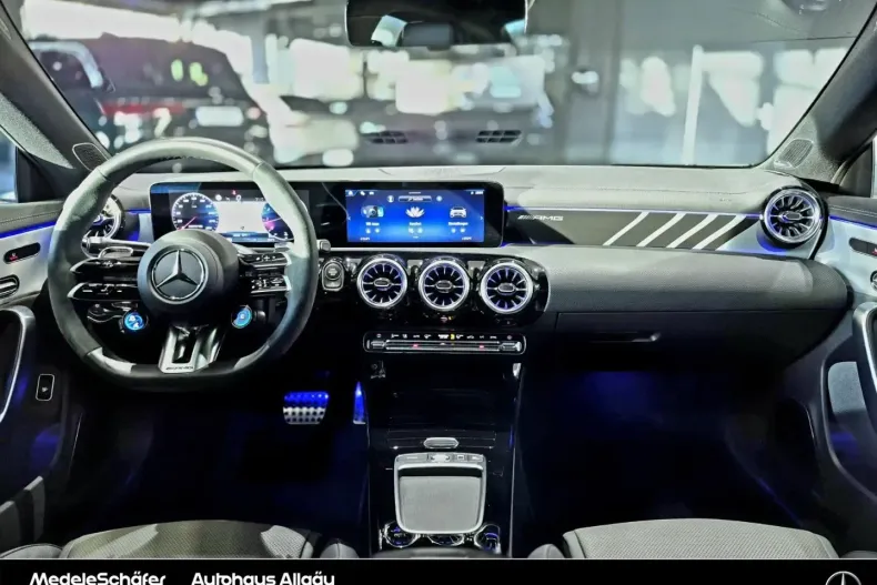 Mercedes-Benz CLA 45 AMG din 2024 cu 4.561 km - oferta MER158493 - foto 5