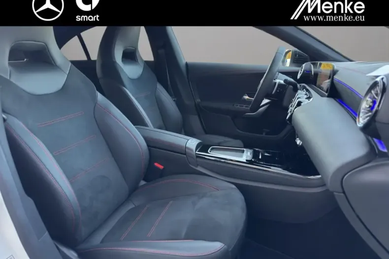 Mercedes-Benz CLA 200 din 2025 cu 4.096 km - oferta MER158495 - foto 7