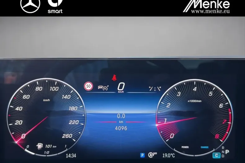 Mercedes-Benz CLA 200 din 2025 cu 4.096 km - oferta MER158495 - foto 10