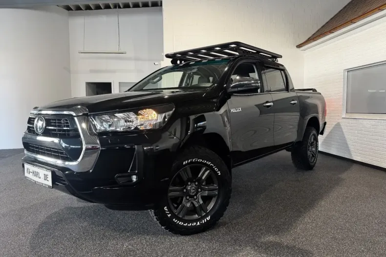 Toyota Hilux din 2023 cu 44.500 km - oferta TOY158497 - foto 1