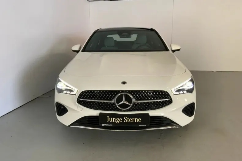 Mercedes-Benz CLA 180 din 2024 cu 9.157 km - oferta MER158500 - foto 1