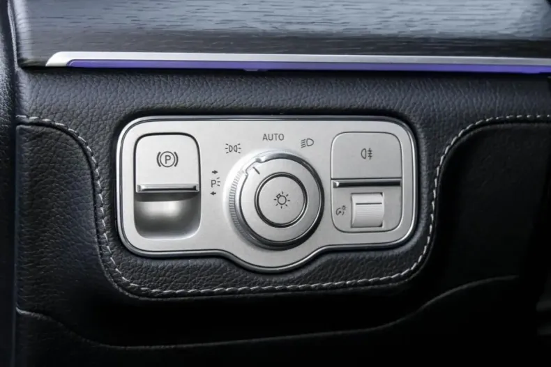 Mercedes-Benz GLE 350 din 2023 cu 72.024 km - oferta MER158501 - foto 17