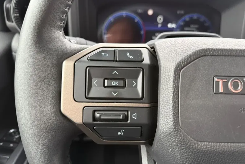 Toyota Land Cruiser din 2024 cu 27.000 km - oferta TOY158502 - foto 25