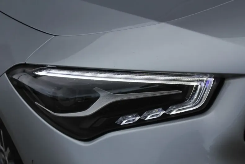 Mercedes-Benz CLA 180 din 2024 cu 50.000 km - oferta MER158503 - foto 32