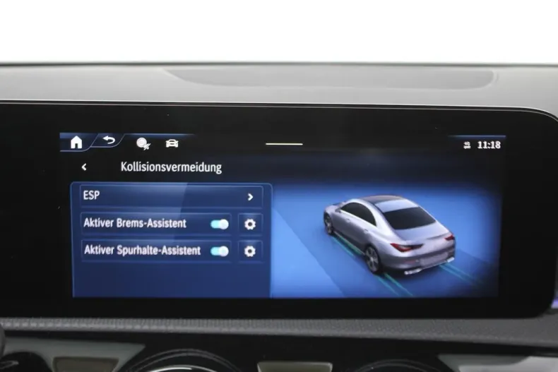 Mercedes-Benz CLA 180 din 2024 cu 50.000 km - oferta MER158503 - foto 46