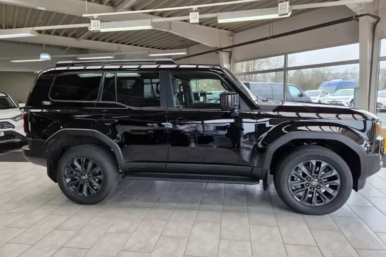 Toyota Land Cruiser din 2024 cu 1.817 km - oferta TOY158504 - foto 4